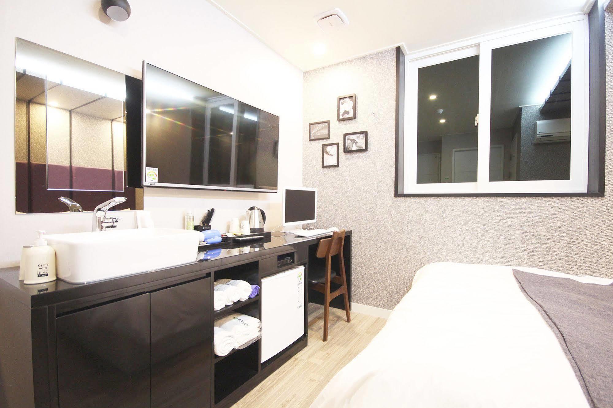 Haru Hotel Gimhae Dış mekan fotoğraf